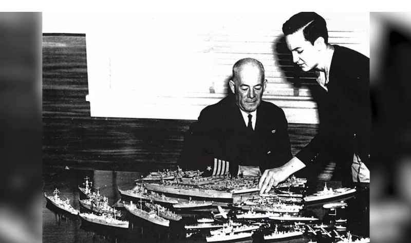 29 Tompkins Showing Admiral