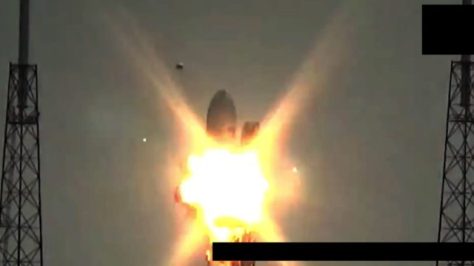 Did an UFO destroy the Falcon 9 Rocket Un Ovni destruyo el cohete Falcon 9.avi_snapshot_00.30_[2016.09.02_05.02.27]