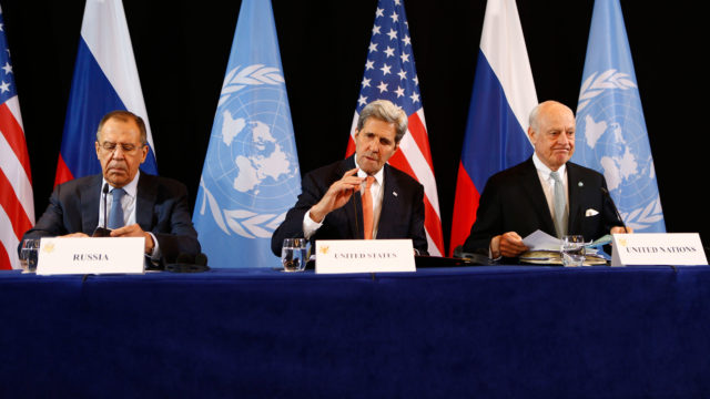 DIPLOMATS AGREE TO TEMPORARY SYRIA CEASE-FIRE - U.S. Secretary of State John Kerry, center, Russian Foreign Minister Sergey Lavrov, left, and UN Special Envoy for Syria Staffan de Mistura, right, announce Syria ceasefire.