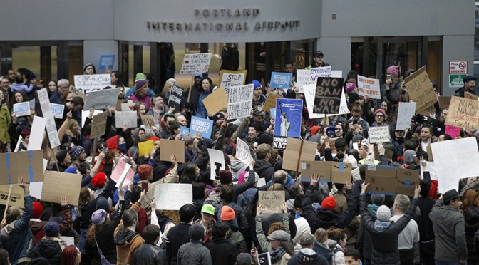 Trump has authority to issue revised travel ban, Virginia judge rules — RT America