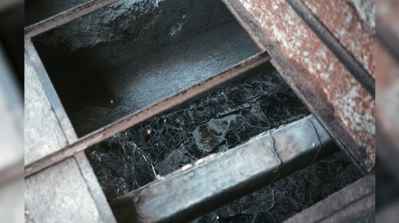 8 Mica Chamber Closeup